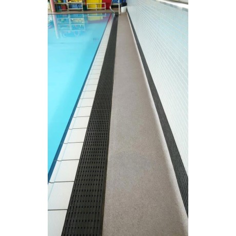 ALKORPLAN DECKING SOLID - Světle šedá, 1,65 m šíře, 2,0 mm, role 21m